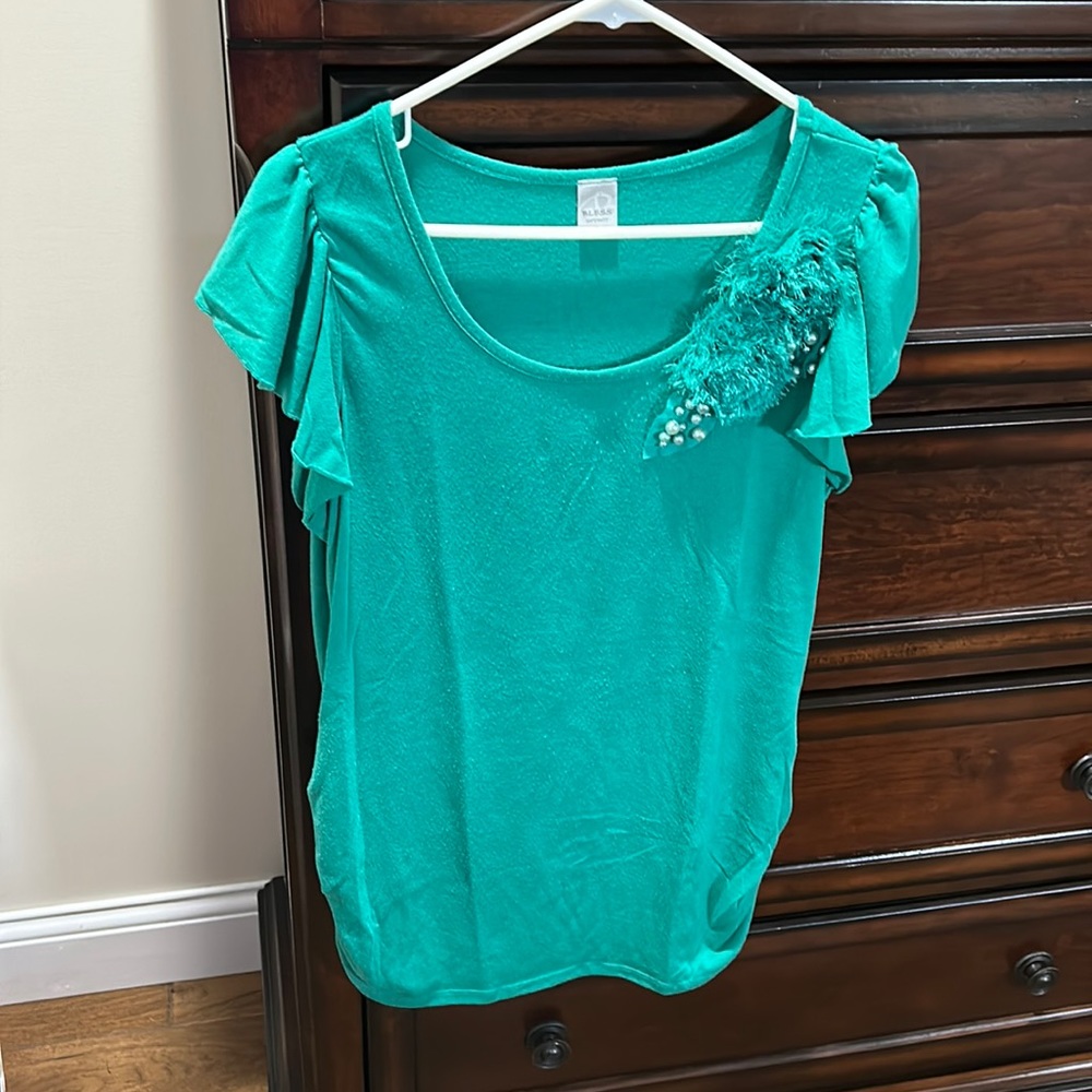 Flower and Beads Detailed Maternity Shirt